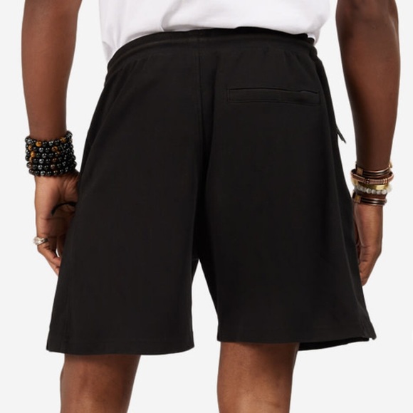 Snipes Men’s Black Fleece Shorts - Picture 2 of 6